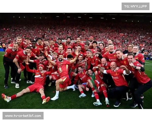 利物浦主场-热刺，提前四轮夺得英超冠军